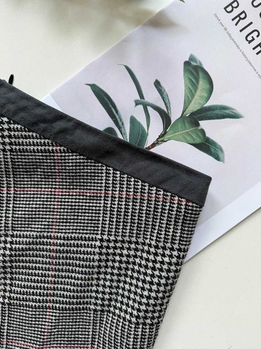 Wełniana elegancka spódnica w pepitkę 62% wool