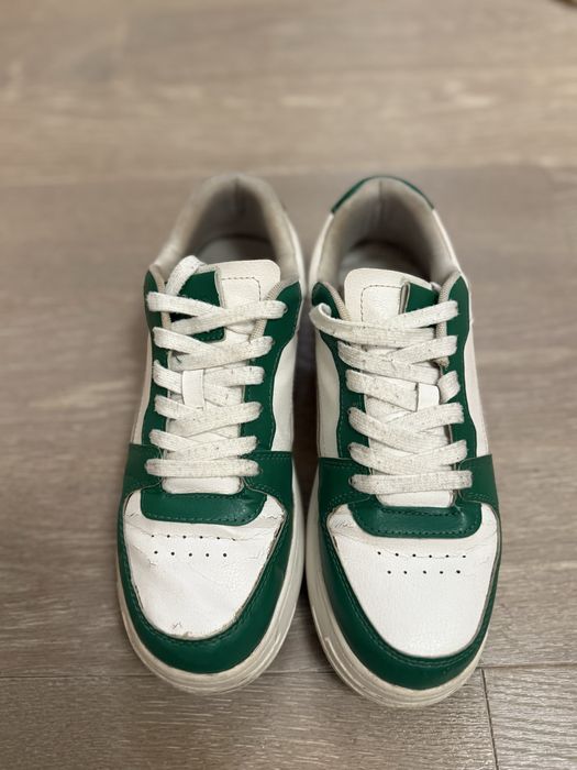 кросівки pull&bear