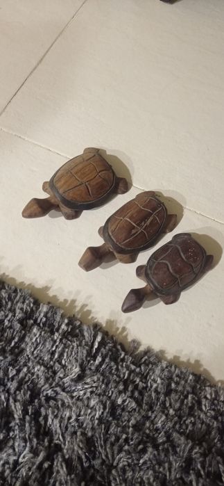 Conjunto de 4 Tartarugas feitas á mão em madeira