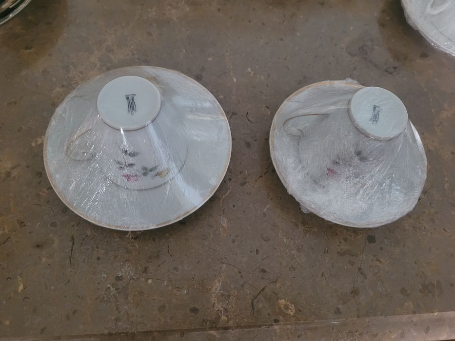 Conjunto de chávenas de chá aleatória