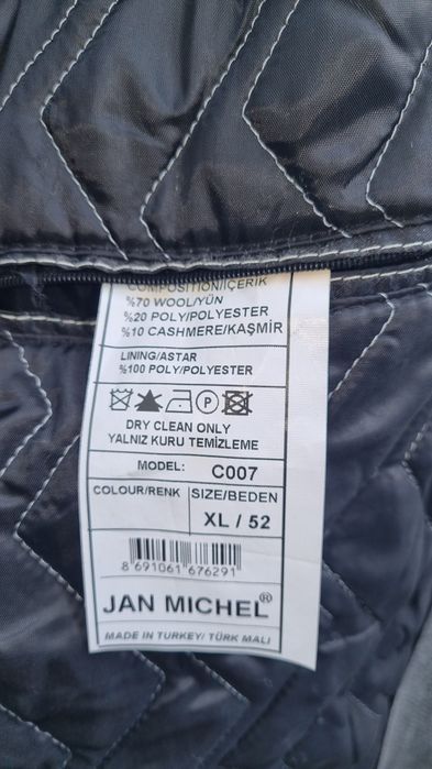 Продаю куртка-жакет  сірий 60%вовни,, 10%кашемір