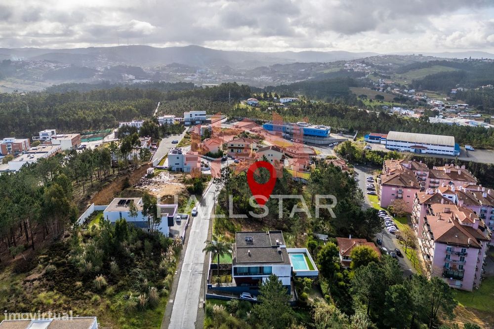 Terreno / Para Construção / Área Total de 574m2 / Aceita Permuta / Tel