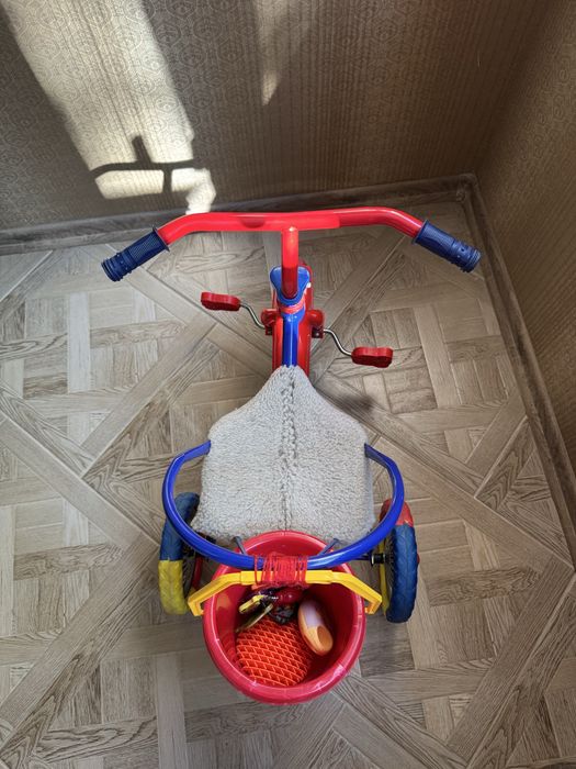 Триколісний велосипед Tilly Trike