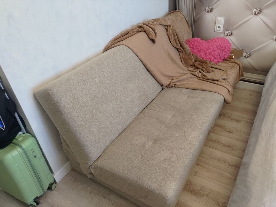 Kanapa , wersalka rozkladana, 2018r