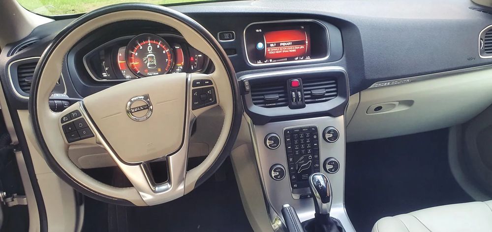 Volvo V40 Piekne T3 Summum AUT NL oryginal full