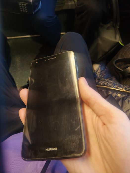 Smartfon Huawei LYO-L01
Stan bardzo dobry. Sprawny i w pełni funkcjona