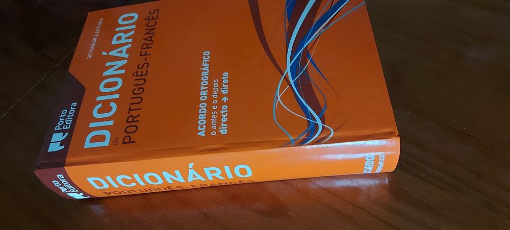 Dicionário Português-Francês da Porto Editora