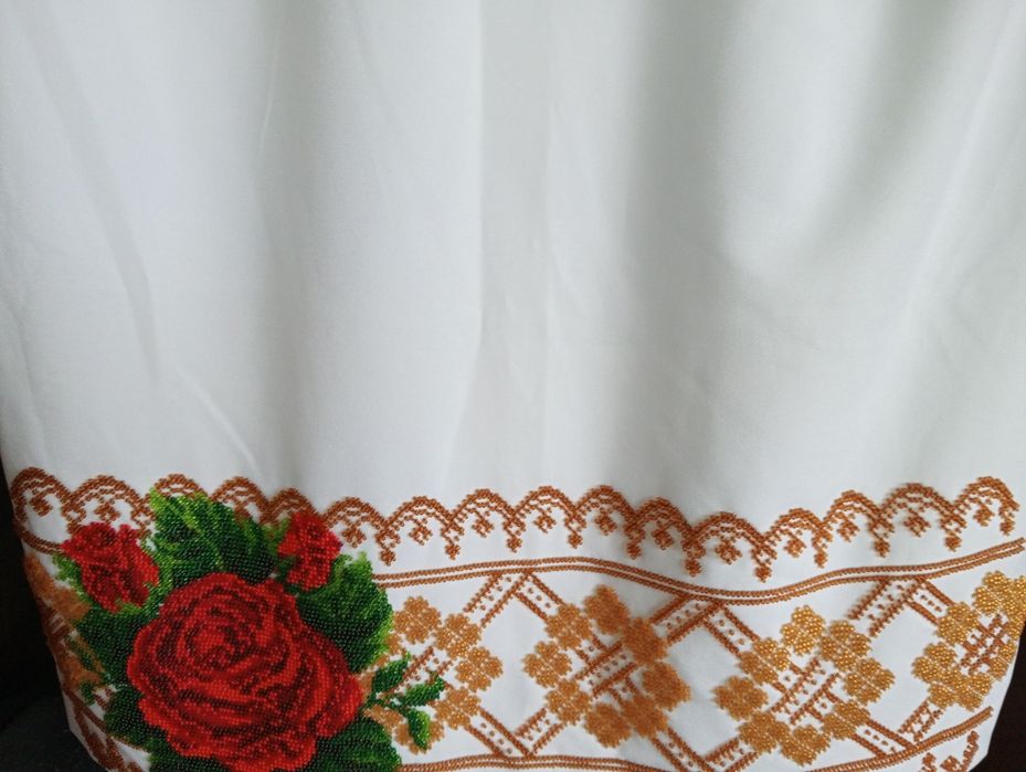 Плаття вишите бісером