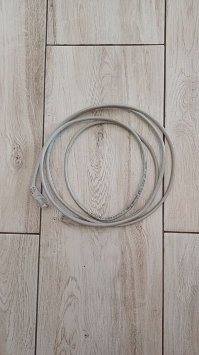 Kabel internetowy. Lan 8 pin