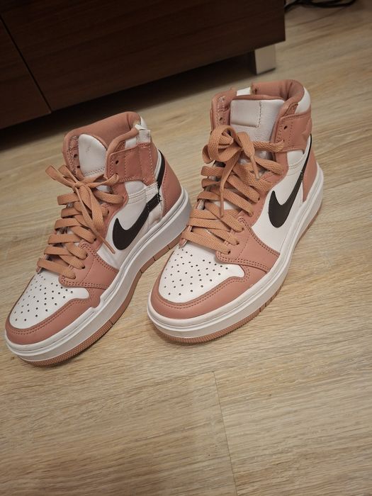Nike Air Jordan 1 Elevate High "Red  Stardust" rozmiar 36,5