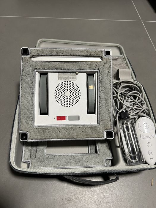 Robot limpa vidros Hutt w66
