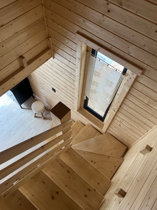 Czarne Domki nad jeziorem z balią/ jacuzzi i sauną