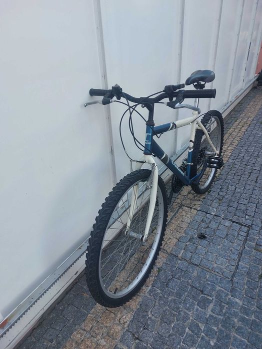 Bicicleta em bom estado