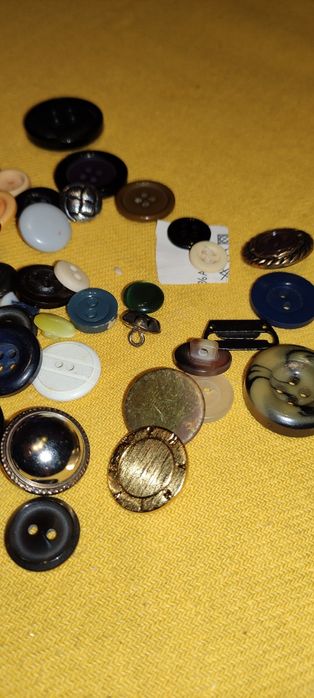 Fabric Buttons and Others64409486886403124