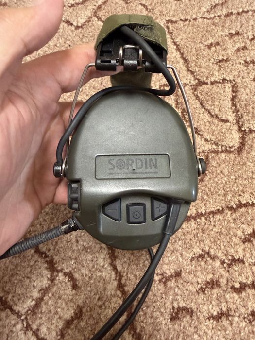 Активні навушники Sordin Supreme Mil AUX neckband та Mil CC (з мікрофоном) headband