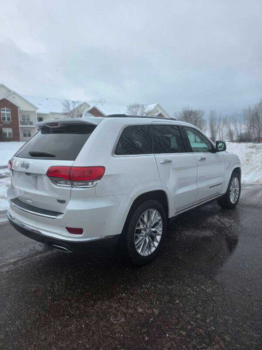 Jeep Grand Cherokee      2017