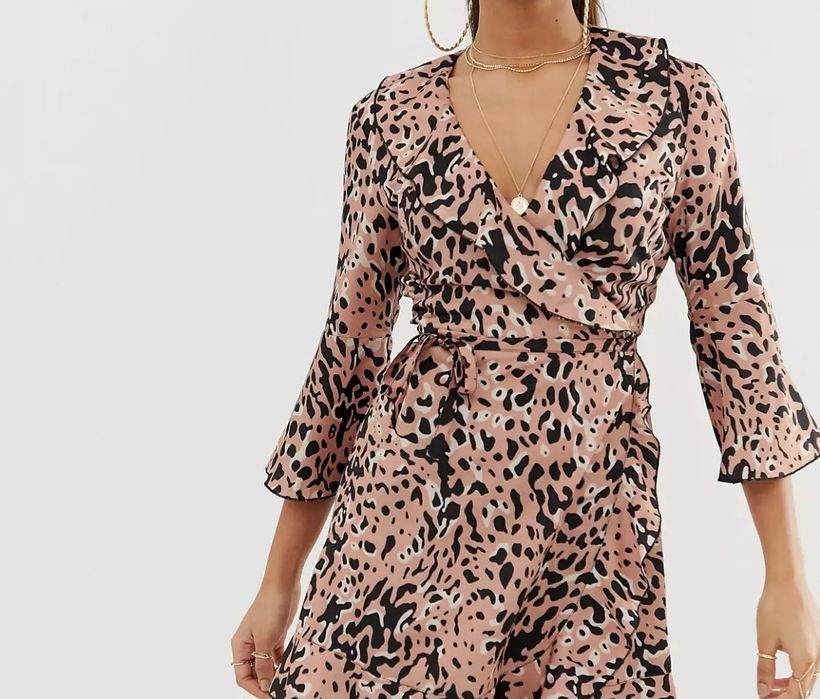 сукня від Outrageous Fortune