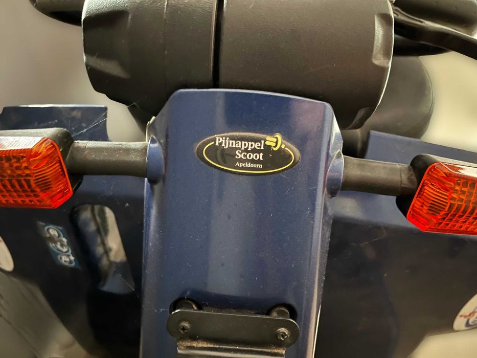 Pijnappel Scoot Apeldoorn Elegance Plus skuter elektryczny - wózek inwalidzki