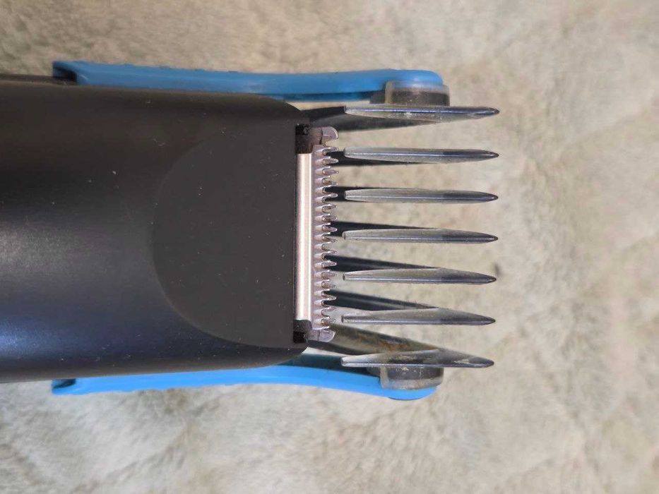 Машинка для стрижки Philips QC5000