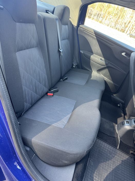 Citroen C-Elysee 2017 1.2 газ/бензин