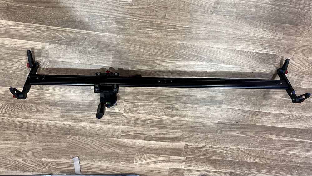 Slider de Câmera Neewer 100cm (1 Metro) com Cabeça Fluida – Excelente Estado
