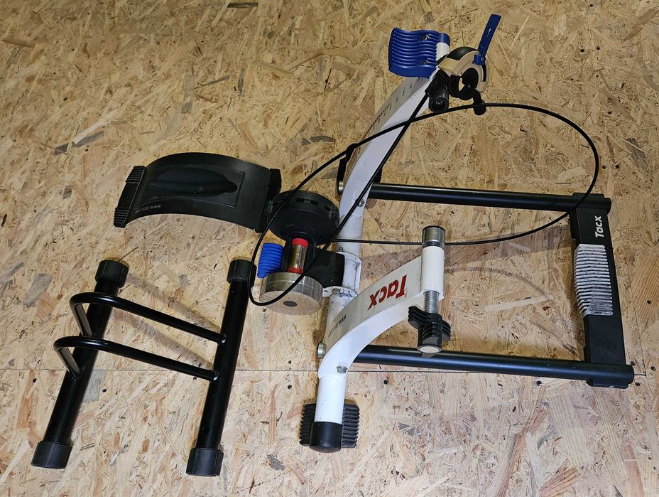 Велостанок Tacx Sirius (велотренажер)
