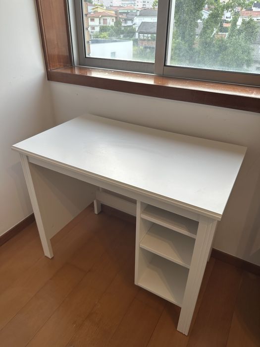 Secretária Branca IKEA BRUSALI