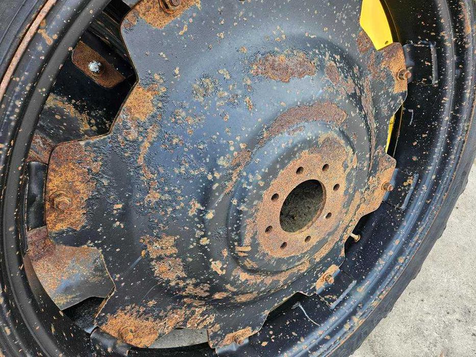 2 Koła wąskie uprawowe 9.5r44, 230/95r44