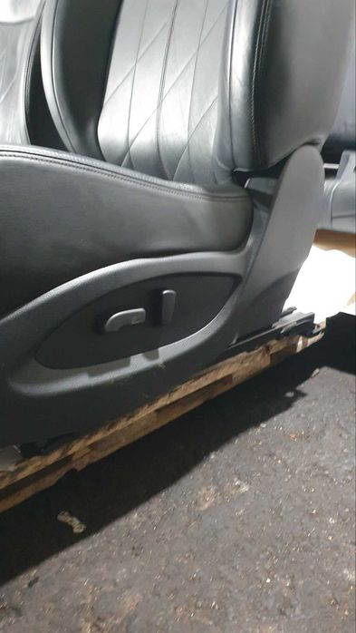 Сидіння задні шкіряний чорний салон Infinity QX70, гарний стан