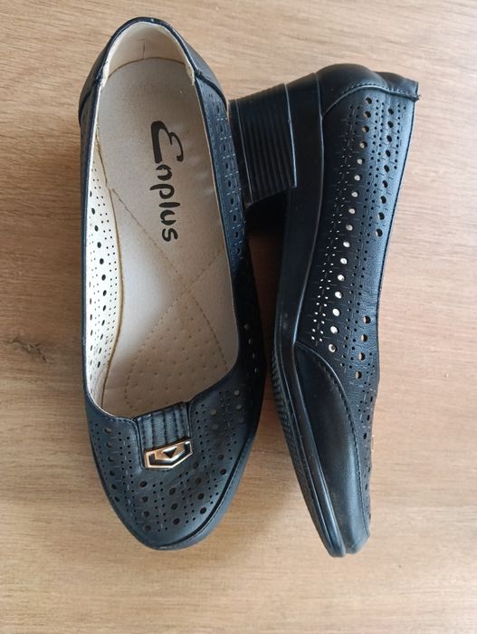 Pantofle damskie  37