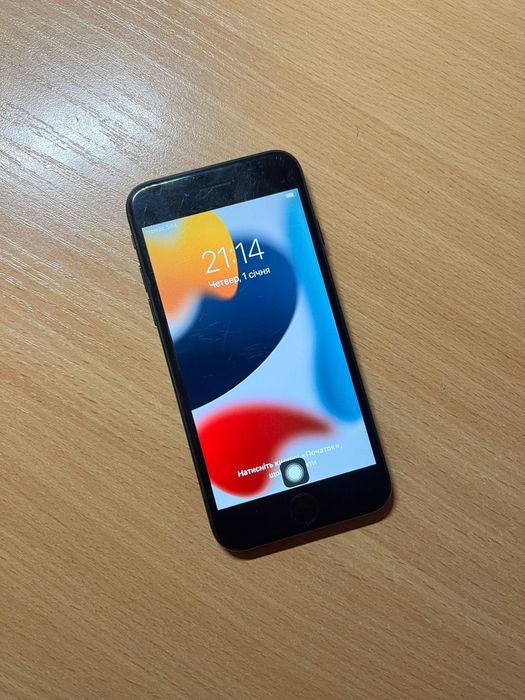 Apple Iphone 7 256 GB Jet Black в робочому стані