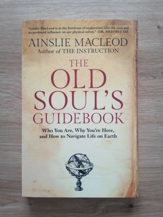 Ainslie Macleod - The old soul's guidebook