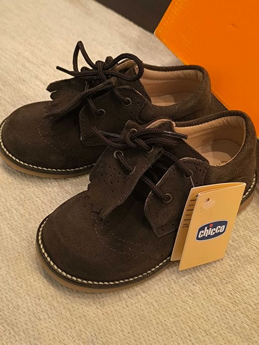 Vendo Sapatos cerimónia Chicco Carneirinhas NOVOS NR 25