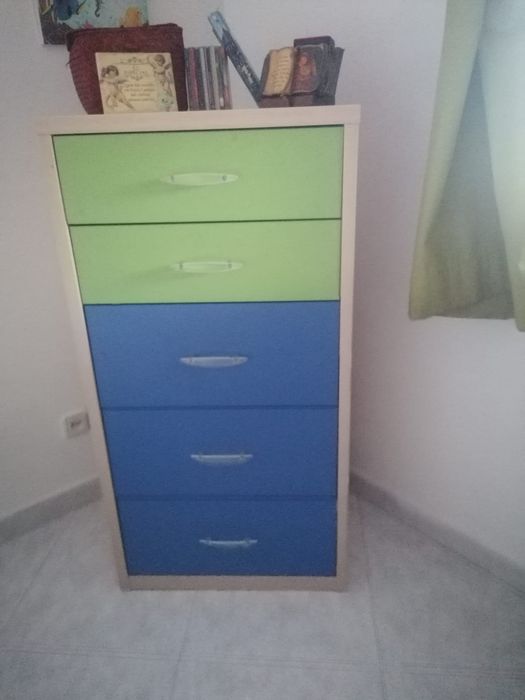 Quarto criança bom estado