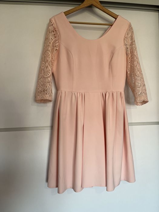 Jasnorozowa sukienka 42