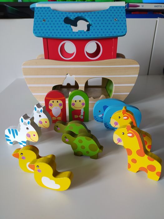 Arca de Noé em madeira da Imaginarium