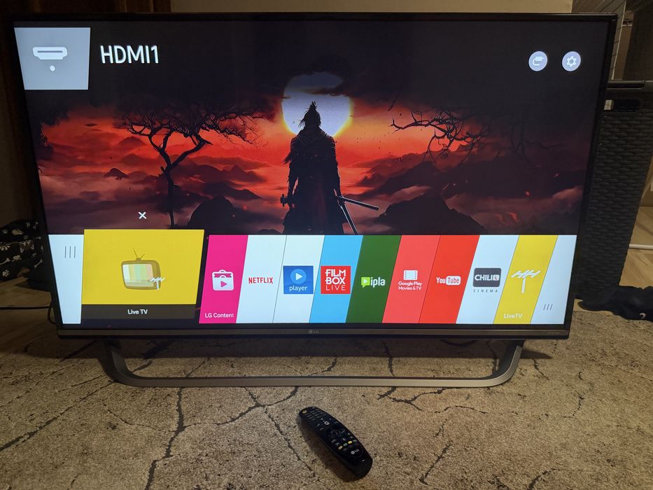LG 49” 4K Ultra HD Smart TV webOS | 49UF7787 | DVB-T2 | Wi-Fi