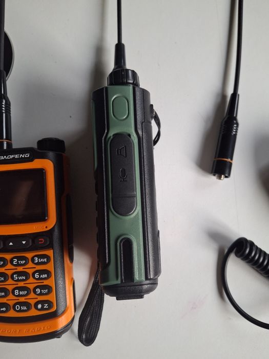 Walkie-Talkie Profissional USB-C | Longo Alcance | Lanterna + Scan Fre