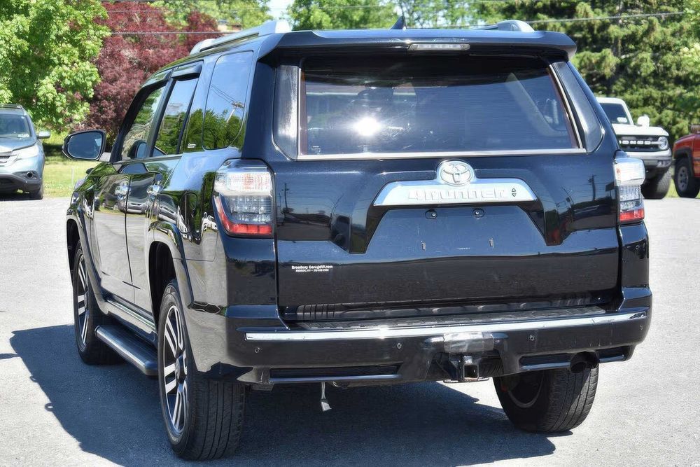 Toyota 4Runner      2018