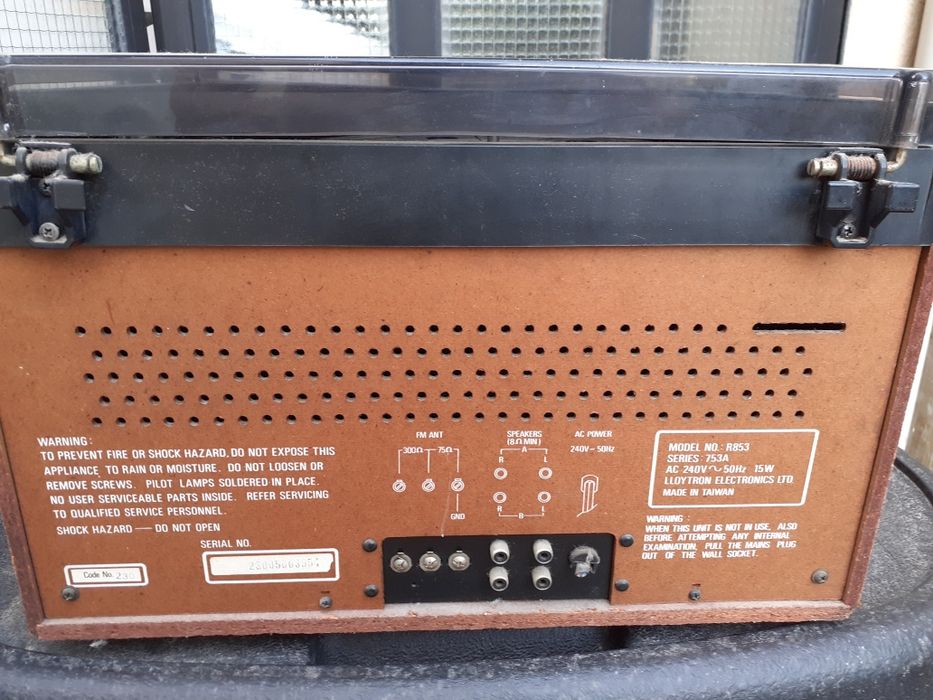 Lloytron Turntable System431510868575528964