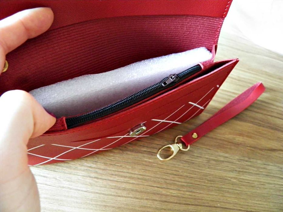 Czerwony portfel - Myszka Mickey