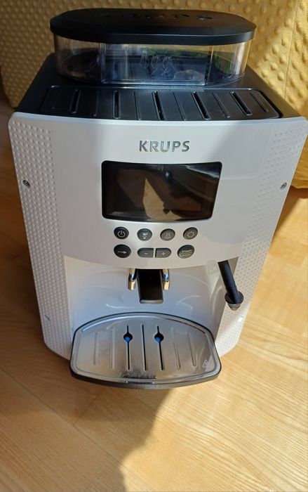 Ekspress do kawy ziarnistej Krups EA81