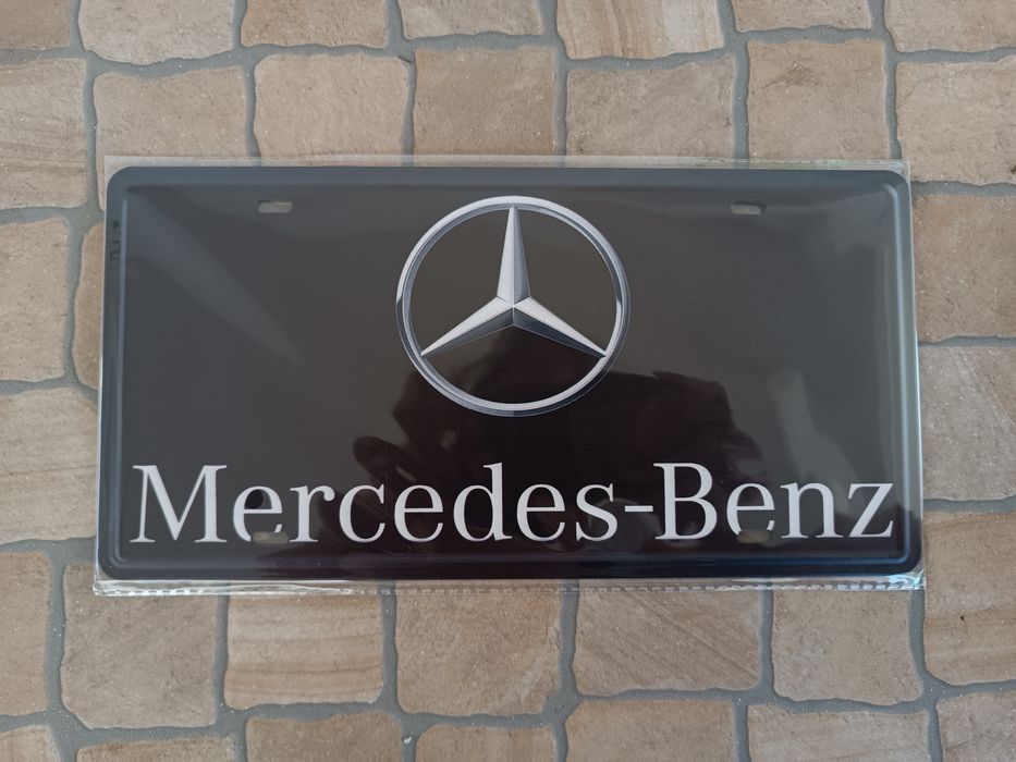 Mercedes Benz Placa em metal 7€ cada