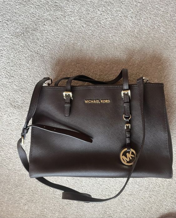 Mala Michael Kors
