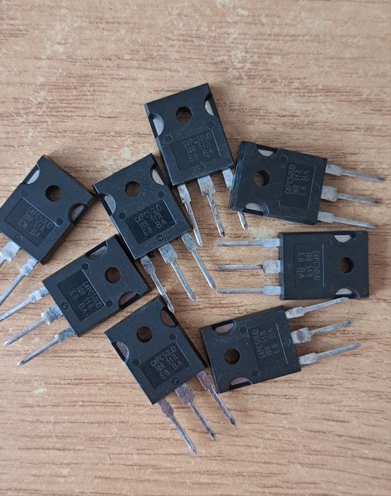 Продам оригинальные транзисторы IRG4PC50UD