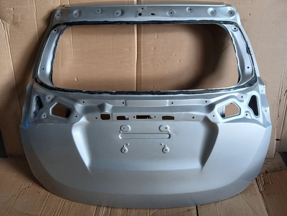 Klapa bagażnika TOYOTA RAV4 IV 12-15 kolor srebrny  1f7 1d6