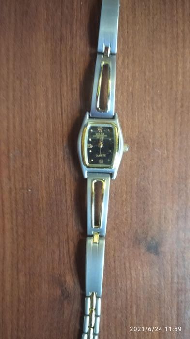 Женские  наручные часы