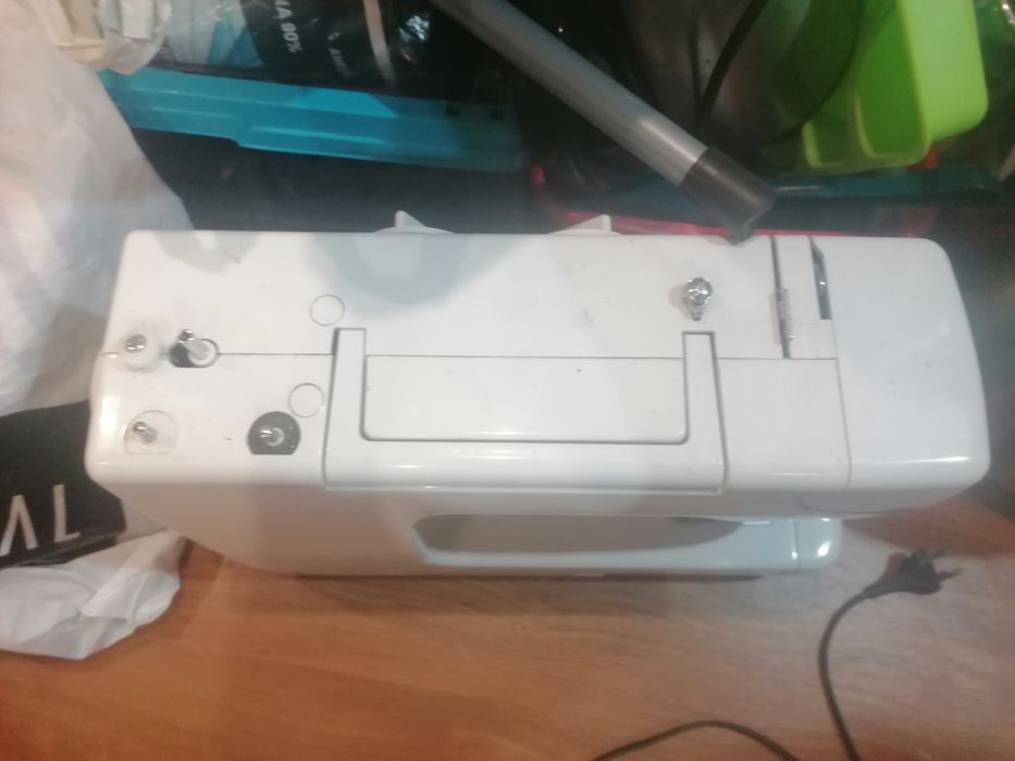 Maszyna do szycia Łucznik Kornelia II