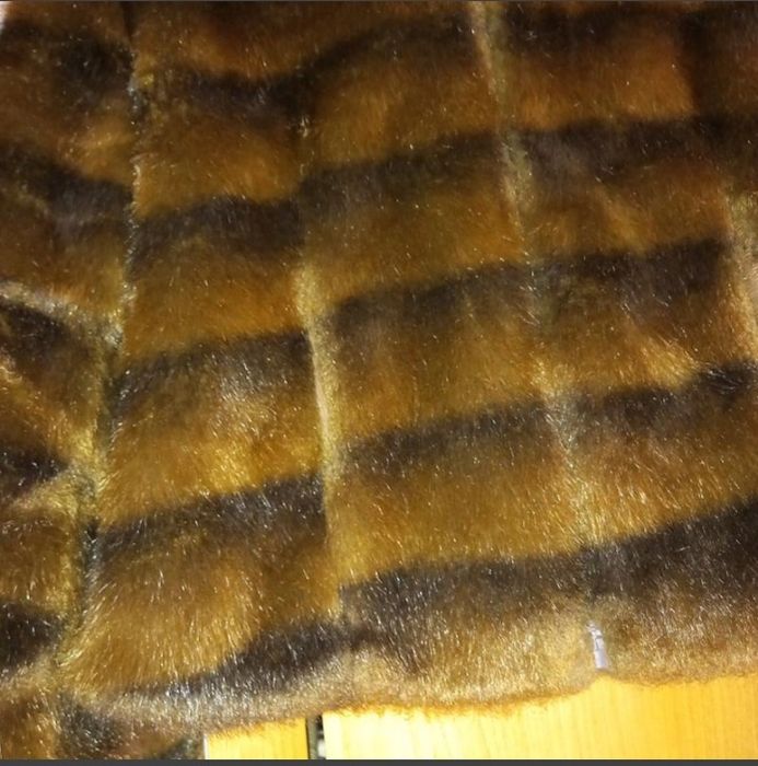 Шуба жіноча. Ніжна