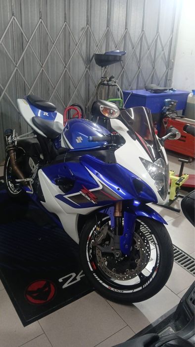 Suzuki gsxr 1000 k5/k6
